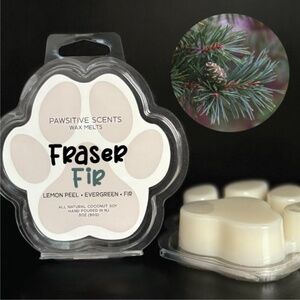 Paw Print Wax Melt/Fraser Fir Scent/Coconut Soy Wax/100% Vegan
